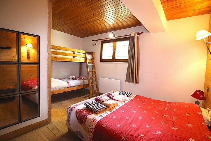 Chalet Ski Au Pied 14 Personnes Jacuzzi Vue Montagne Vars Les Claux in Vars, Région de Briançon