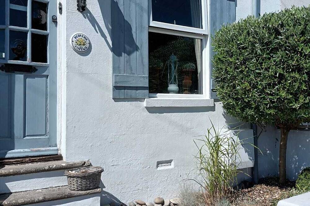 Very cozy cottage in country house style between Dover and Canterbury! in River (Kent), Kent