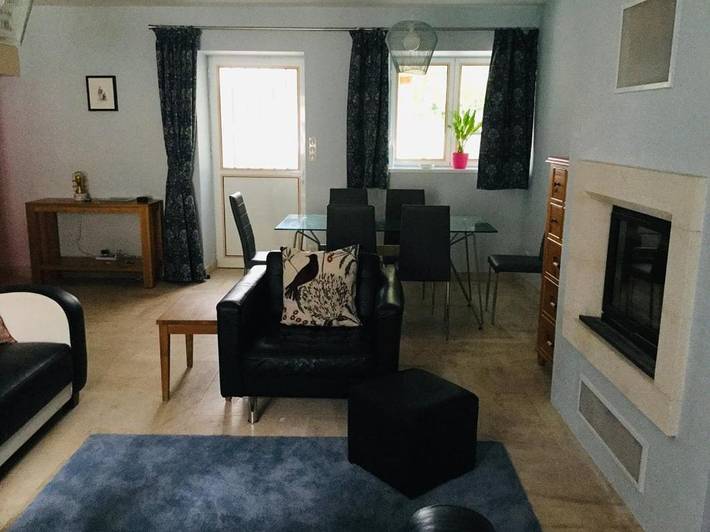 Location de vacances pour 6 personnes, avec jardin et vue à Change - 4