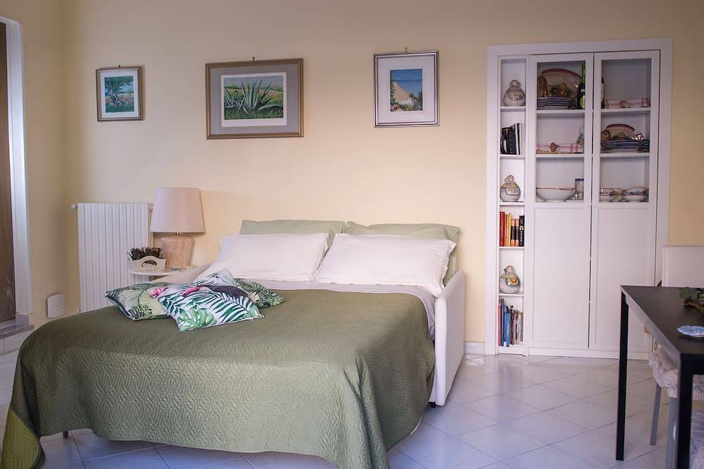 Entire apartment, Vietri center \"Villa Anna\" in Vietri sul Mare, Amalfi Coast