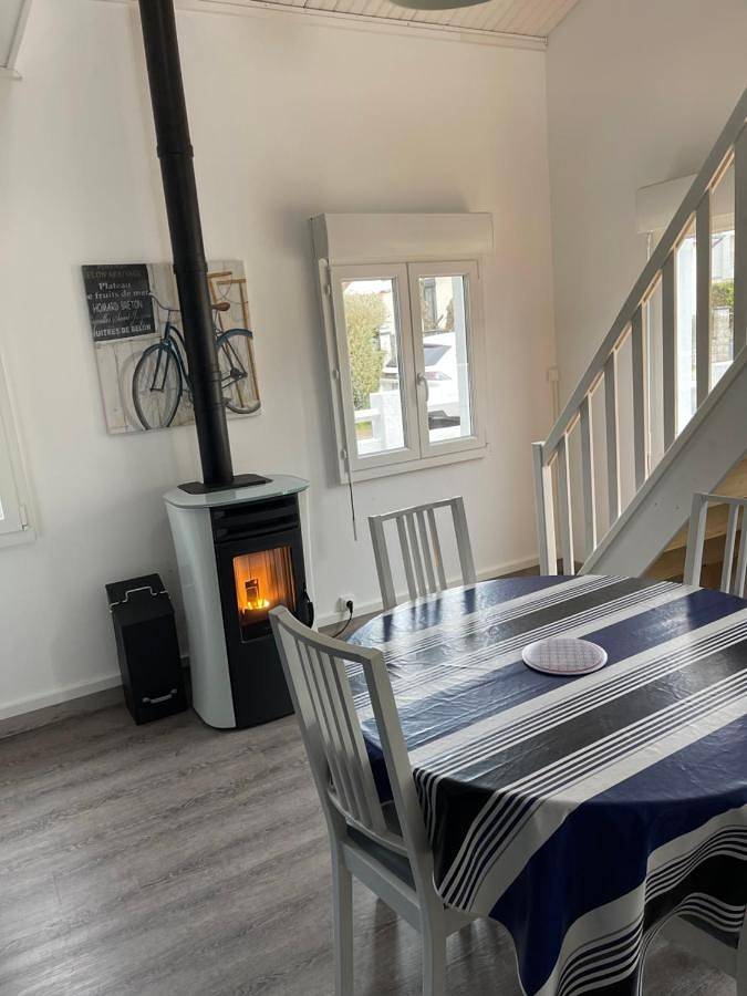 Location de vacances pour 6 personnes, avec terrasse, animaux acceptés à Bréhal - 3