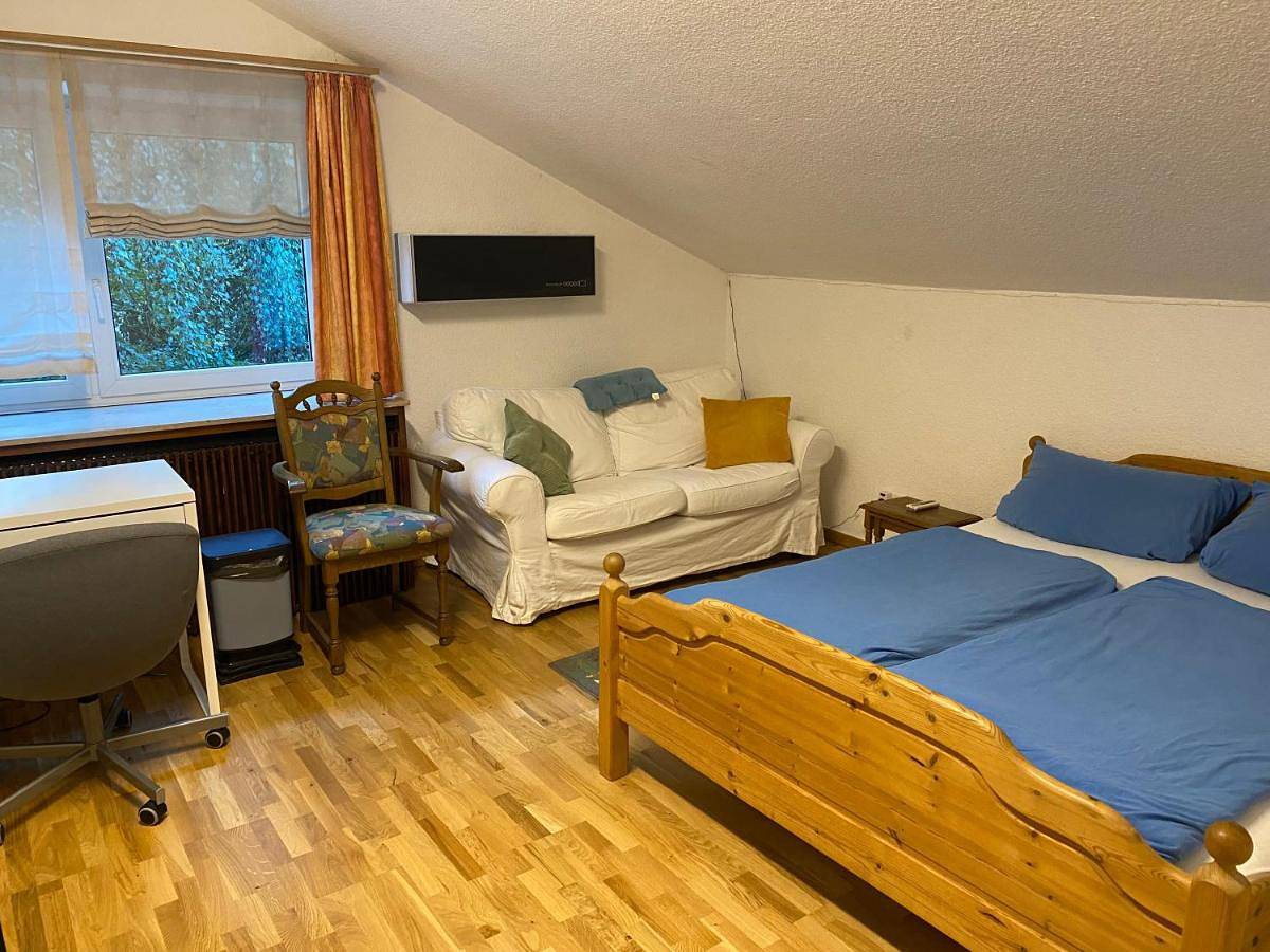 Ganze Ferienwohnung, Double Room with Private Bathroom in Recklinghausen, Kreis Recklinghausen