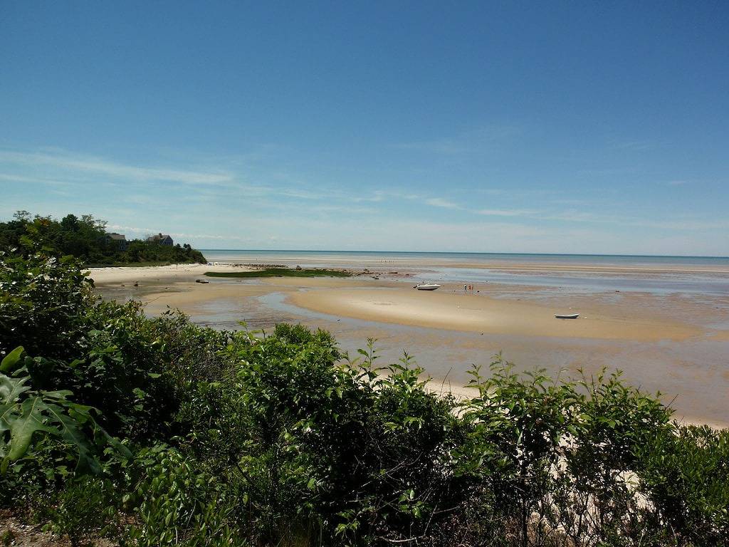 Brewster, Ma Beach Cottage mit 1/2 Meile privaten Strand für Ihren Genuss. in Brewster, Cape Cod