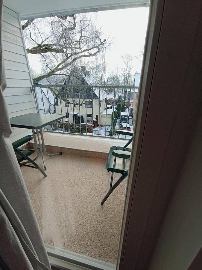 Ganze Wohnung, Peaceful Apartment-3 Zi, Loggia & Garden in Blankenese in Blankenese, Hamburg