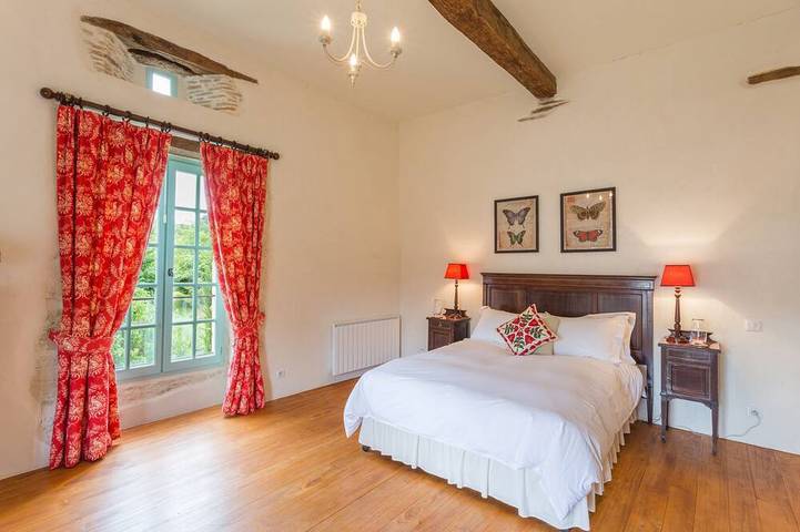 Location de vacances pour 5 personnes, avec terrasse et jardin à Saint-Aubin-de-Cadelech - 4