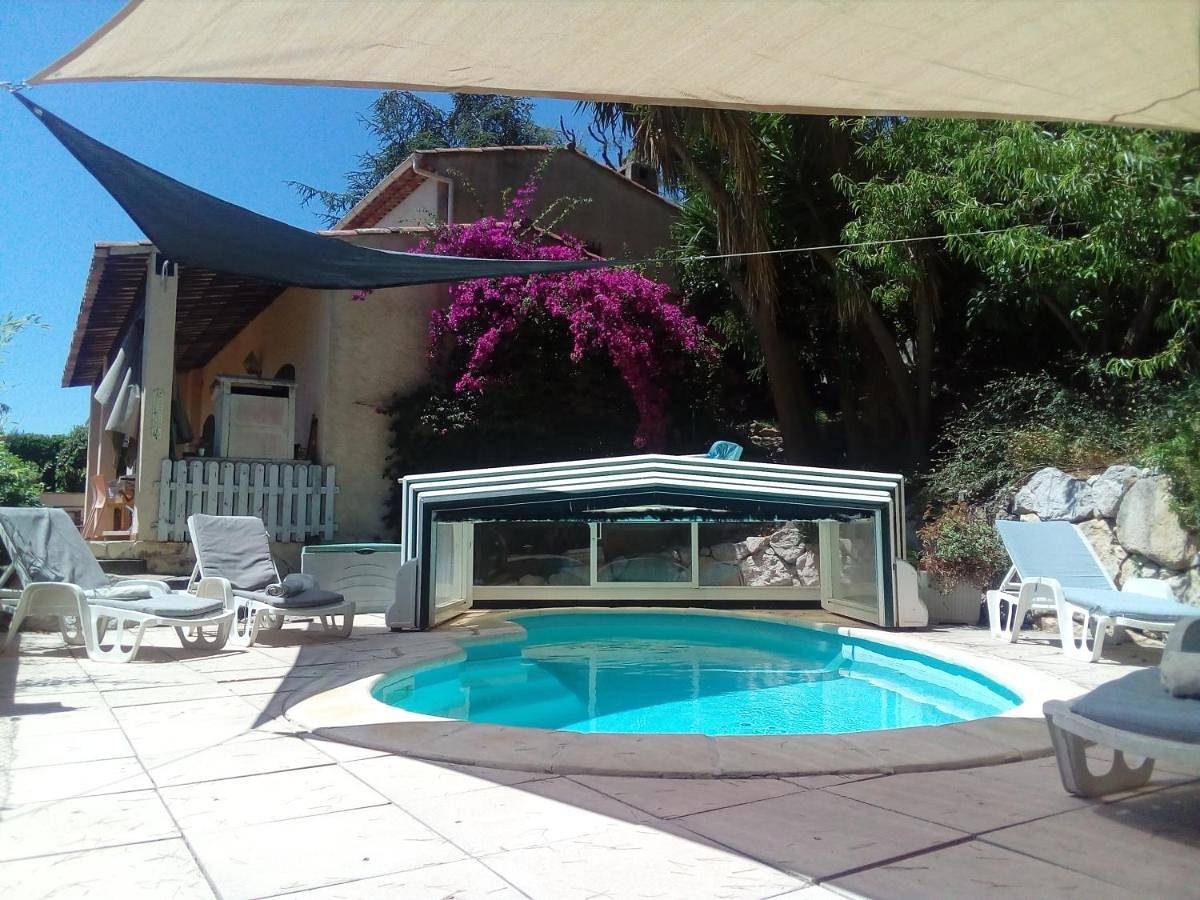Villa with Private Pool in Antibes, Mittelmeerküste (Frankreich)