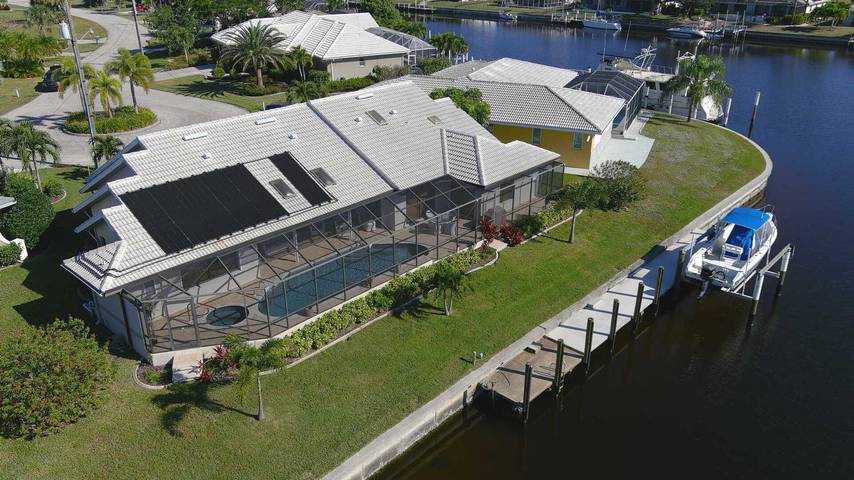 Luxury Villa with Private Pool on Charlotte Harbor, Charlotte County Villa 1006 in Punta Gorda Isles, Punta Gorda
