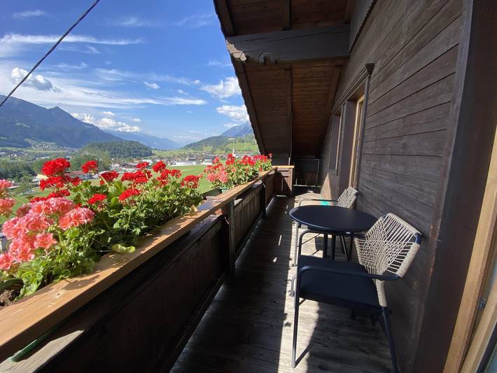 Gîte pour 4 personnes, avec balcon ainsi que vue et jardin, adapté aux familles à Wiesing - 4