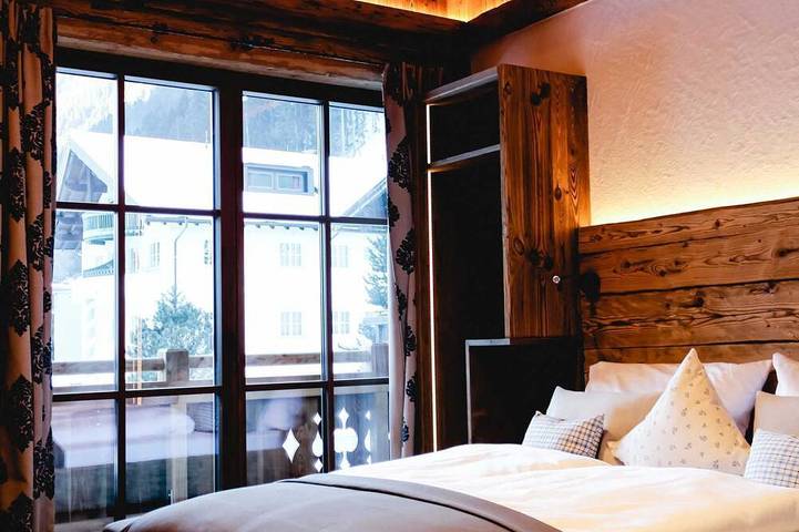 Blockhütte für 8 Personen, mit Garten und Sauna sowie Balkon in Ischgl - 2