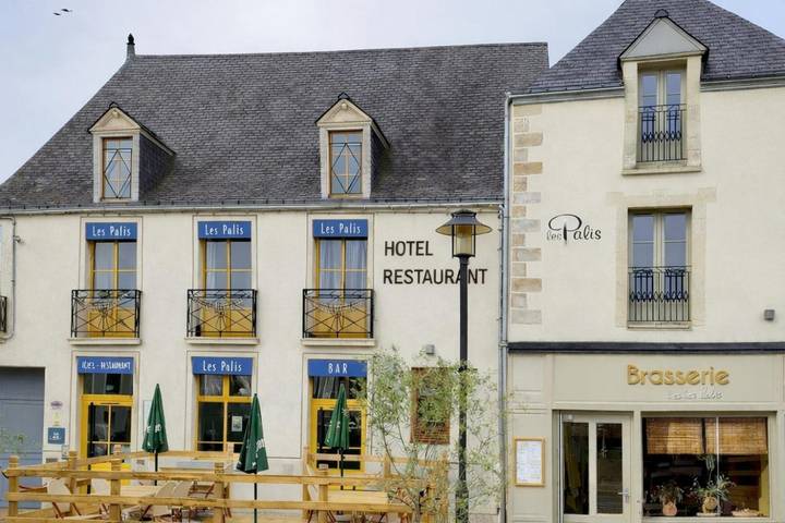 Hôtel pour 2 personnes, avec jardin et terrasse, animaux acceptés à Grand-Fougeray