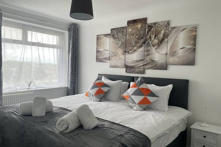 Location de vacances pour 10 personnes, avec jardin dans Chatham (United Kingdom)