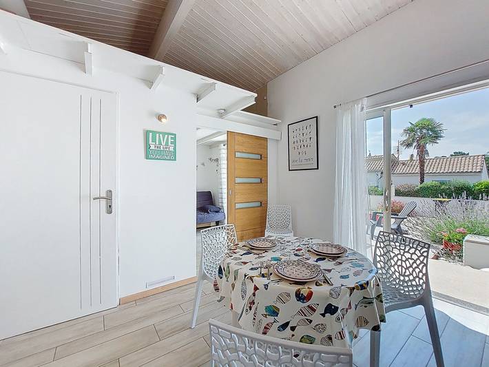 Location de vacances pour 3 personnes, avec terrasse à Saint-Palais-sur-Mer - 3