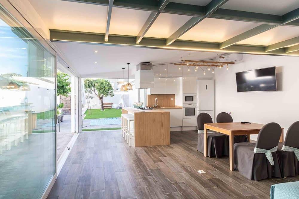 Casita con jardín y piscina in Atarfe, Provincia de Granada