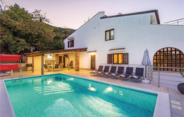 Ferienhaus für 15 Personen, mit Terrasse und Ausblick, mit Haustier
