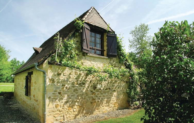 Location de vacances pour 6 personnes, avec terrasse et jardin à Fleurac - 3