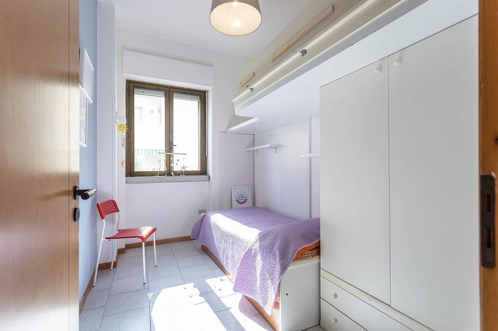 Vacation Home Trentapassi Rivabella sleeps 4-6 30m from the beach in Rivabella di Gallipoli, Rivabella