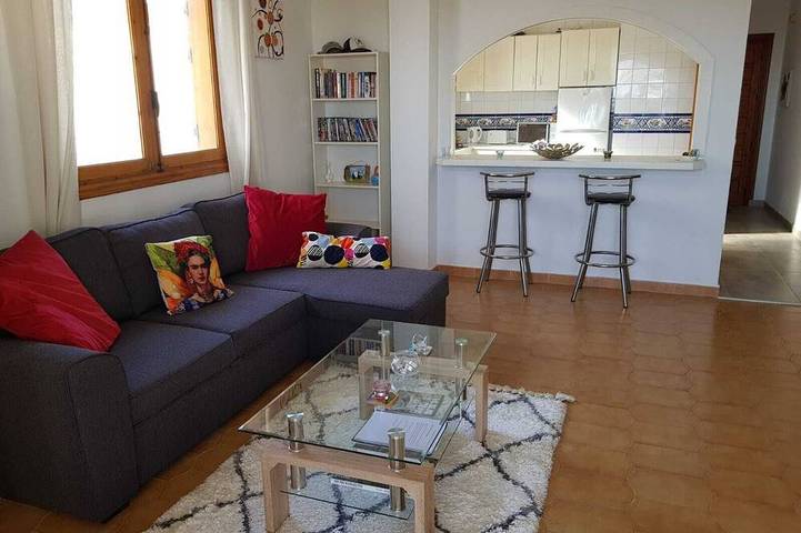 Apartamento de vacaciones para 4 personas, con balcón y piscina - 1