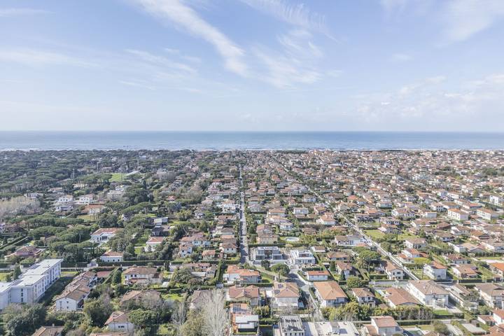 Ferienwohnung für 6 Personen, mit Balkon und Whirlpool sowie Garten in Forte dei Marmi - 2
