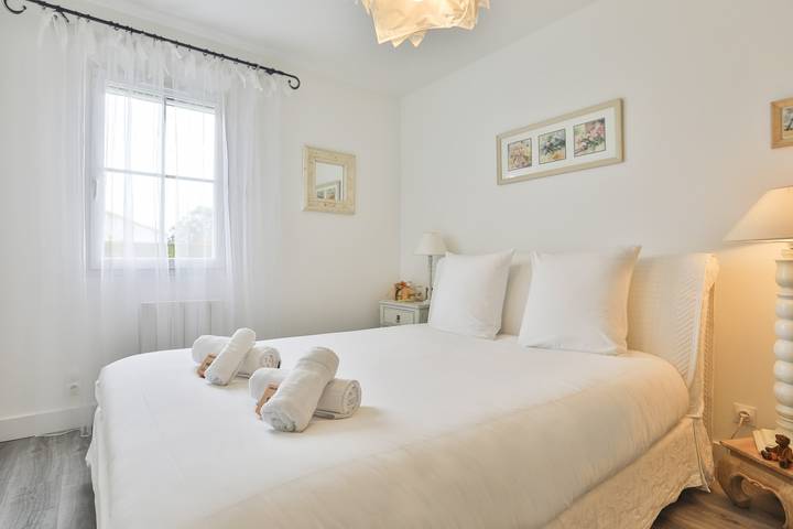 Location de vacances pour 6 personnes, avec piscine et jardin à Talmont-Saint-Hilaire - 4