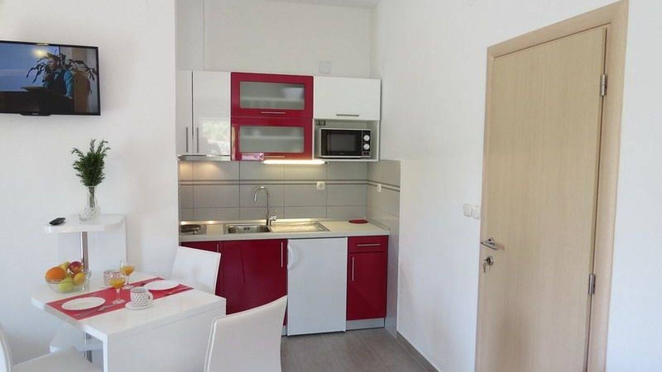 Ganzes Studio, Studioapartment in Orebić mit Meerblick, Balkon, Klimaanlage, W-Lan (4202-1) in Orebic, Peljesac