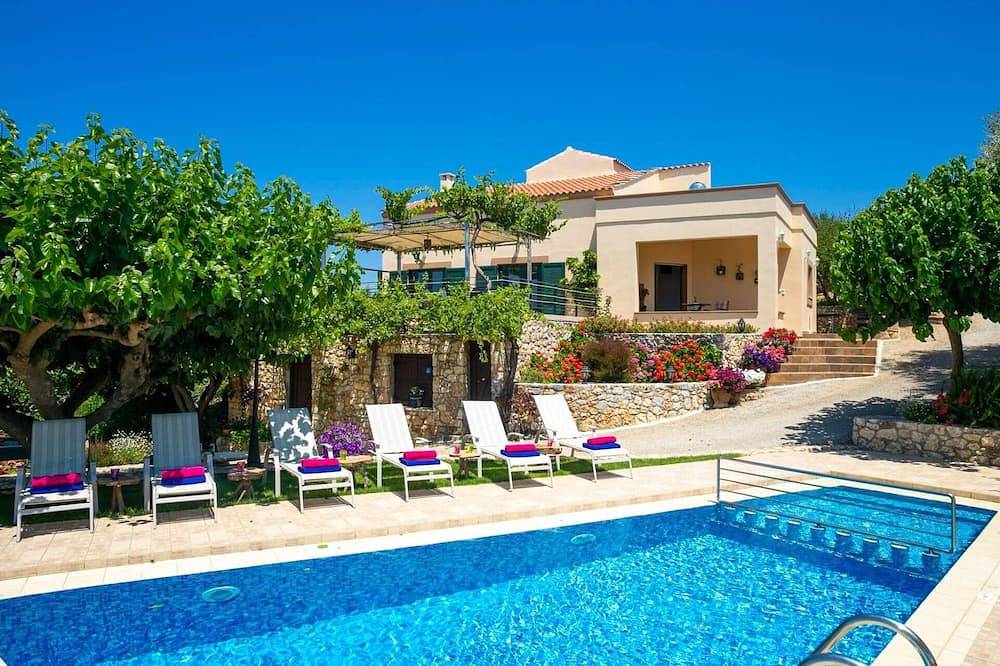 Villa Chloe by Villa Plus in Armeni, Chania und Umgebung