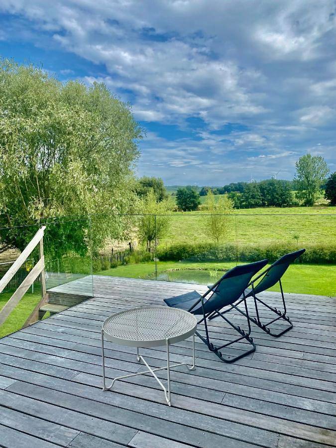 Gîte pour 4 personnes, avec Balcon ainsi que Terrasse et Vue à Frasnes-lez-Anvaing