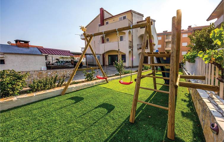 Ferielejlighed for 6 personer, med Terrasse i Trogir