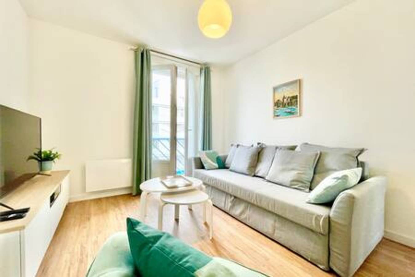 Apartamento entero, Art Deco I Center I High-Speed Wi-Fi I Bright in Saint-Nazaire, Côte de Jade