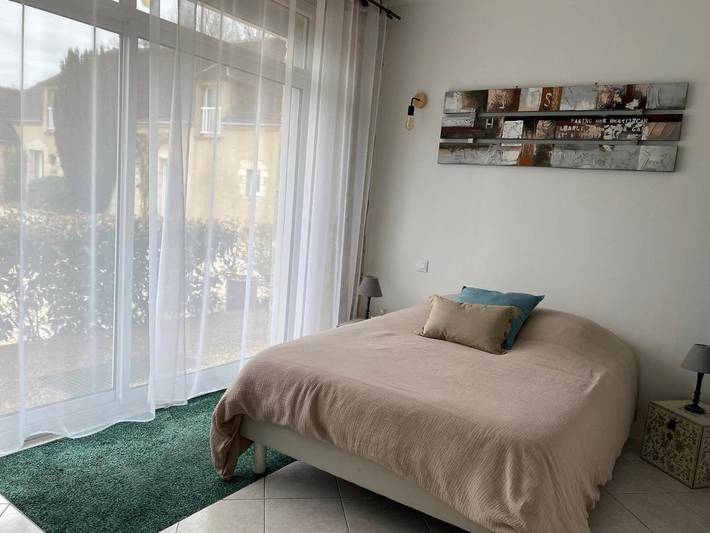 Gîte pour 4 personnes, avec terrasse dans Villaines-la-Gonais - 3