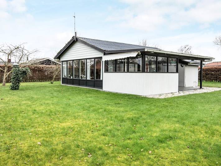 Ferienhaus für 6 Personen, mit Terrasse und Garten in Nordborg - 4
