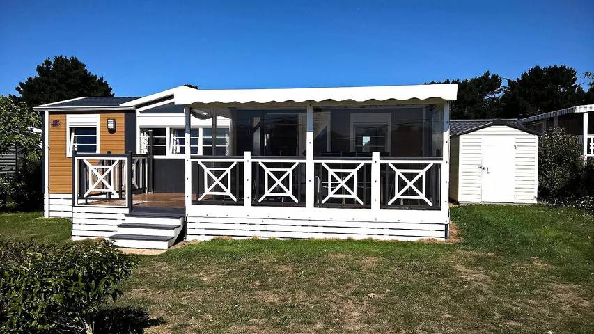 Gîte pour 4 personnes, avec terrasse et piscine, animaux acceptés à Brem-sur-Mer - 2