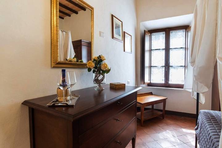 Gîte pour 2 personnes, avec jardin ainsi que vue et terrasse, animaux acceptés à San Quirico d'Orcia - 2