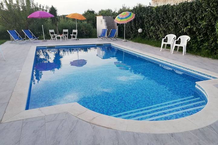 Ferienwohnung für 5 Personen, mit Garten und Pool - 1