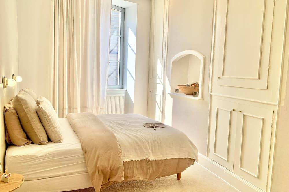 Apartamento entero, I have two loves! The heart of the city. in Arbois, Jura