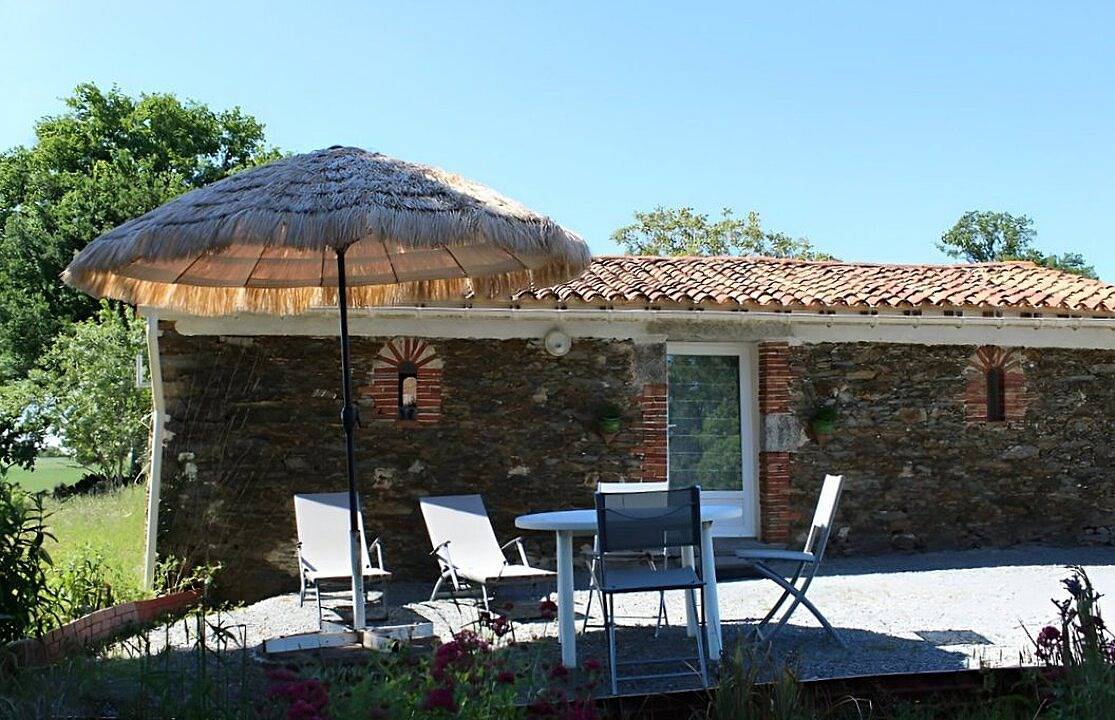 La Petite Chaumière avec Wifi in Saint-Paul-en-Gâtine, Deux-Sèvres