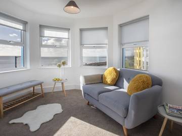 Holiday Home for 2 People in Criccieth, Gwynedd, Photo 3