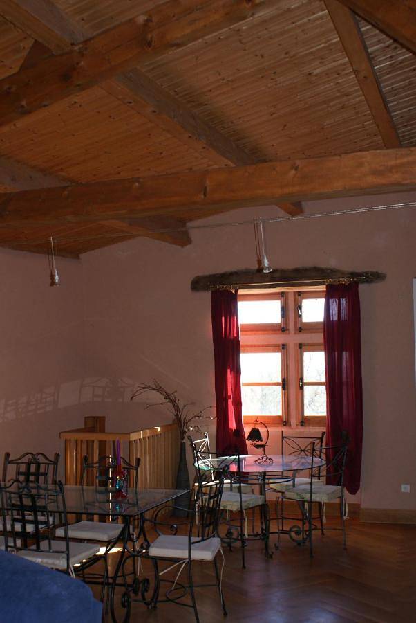 Location de vacances pour 6 personnes, avec Balcon et Jacuzzi ainsi que Terrasse et Jardin à Fayssac - 3