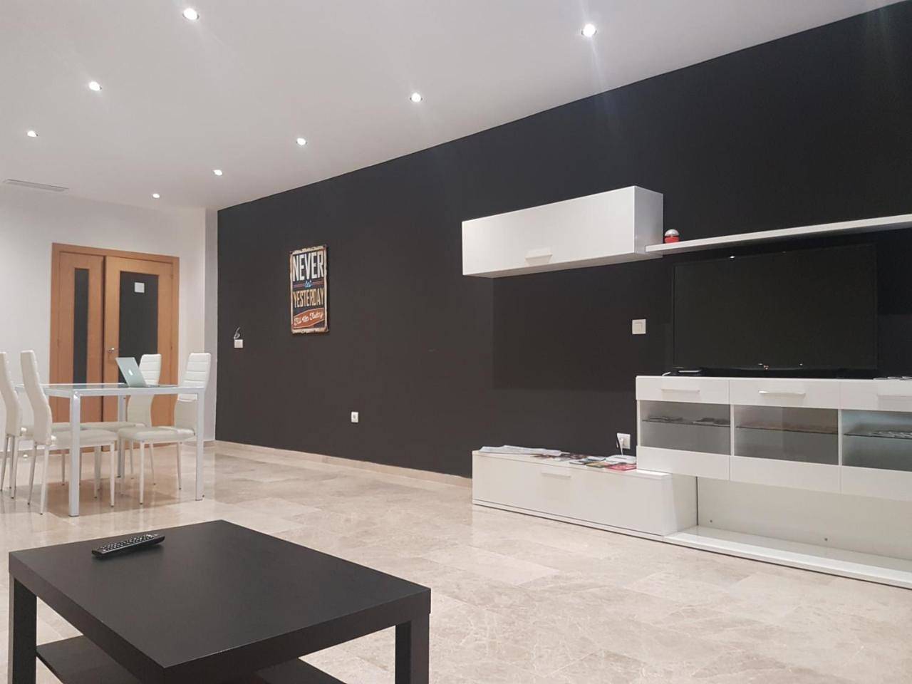 Double Room with Shared Bathroom in Huelva, Costa de la Luz