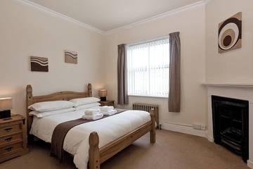 Cottage for 17 People in Broomholm, Norfolk, Photo 2