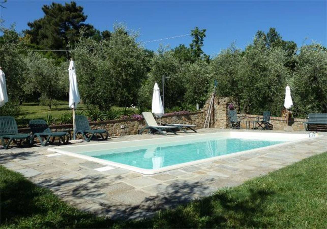 Ferme pour 5 personnes avec piscine in Buggiano, Province de Pistoia