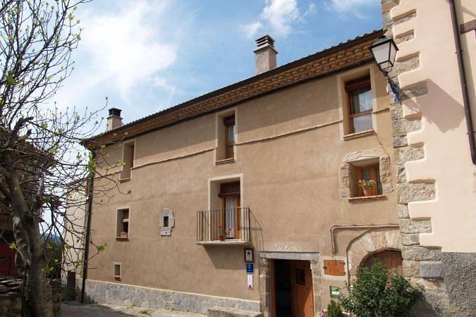 Javier House in Rodellar, Bierge