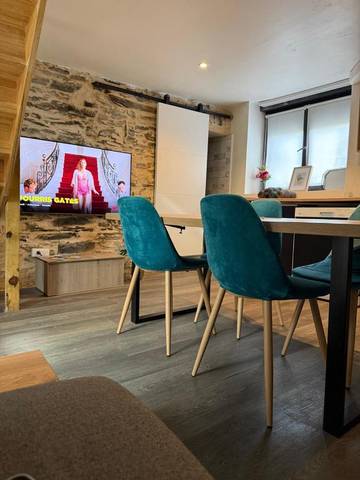 Gîte pour 5 personnes, avec terrasse et vue dans Le Fief-Sauvin