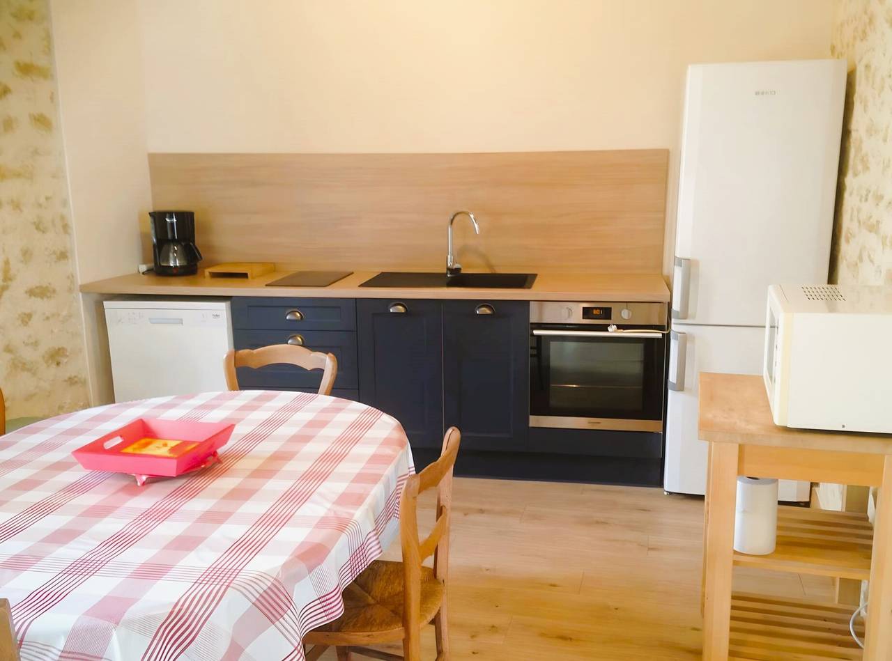 Landhaus mit privater Terrasse, eigenem Garten und Wlan in Sainte-Scolasse-sur-Sarthe in Sainte-Scolasse-sur-Sarthe, Alençon und Umgebung