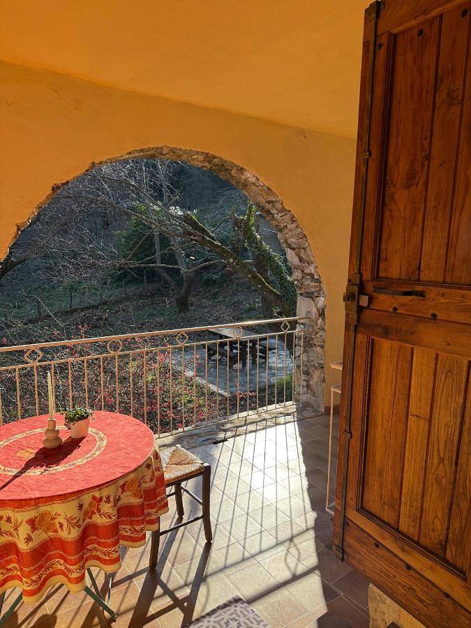 Location de vacances pour 7 personnes, avec vue et jardin, adapté aux familles à Sumène - 3