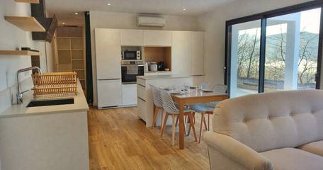 Gîte pour 4 personnes, avec terrasse à Louhossoa
