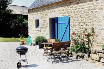Gîte pour 2 personnes, avec jardin à Clohars-Fouesnant