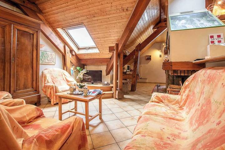 Location de vacances pour 6 personnes, avec jardin dans Lac du Bourget