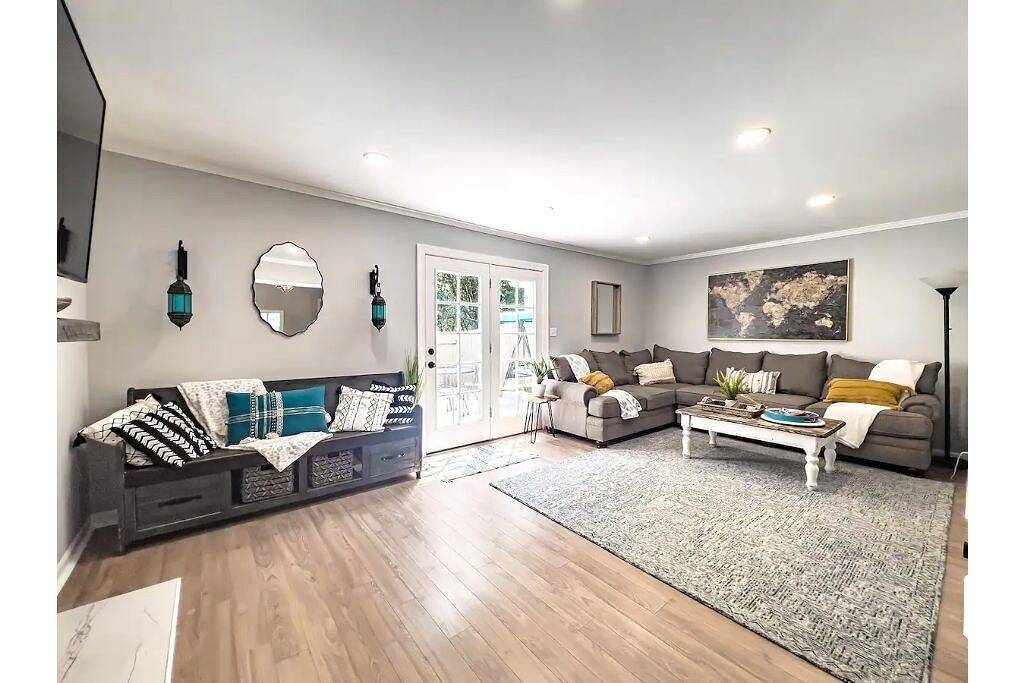 Beautiful 3 Bedroom Townhouse in Greensboro, Guilford County