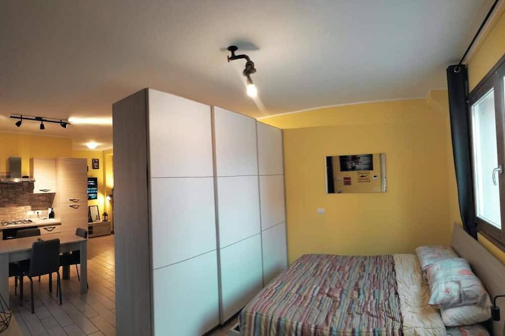 Apartamento entero, Accogliente rifugio in zona strategica Romana. ampio terrazzo ed animali ammessi in Marino, Provincia de Roma