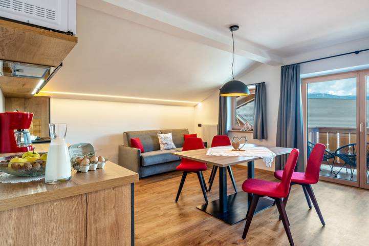 Ferienwohnung für 4 Personen, mit Balkon in Kastelruth - 2